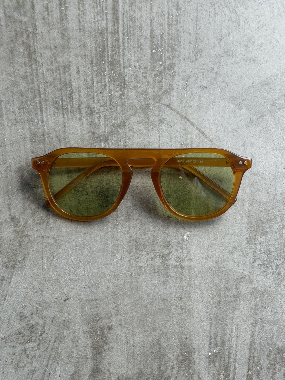 Yellow aviator Sunglasses green lens